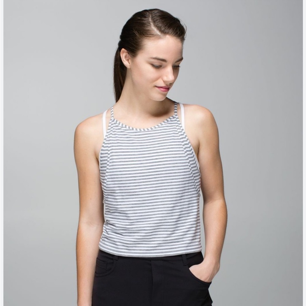Lululemon Vita Loca Cropped Tank Top EUC Size 6 Grey White Striped